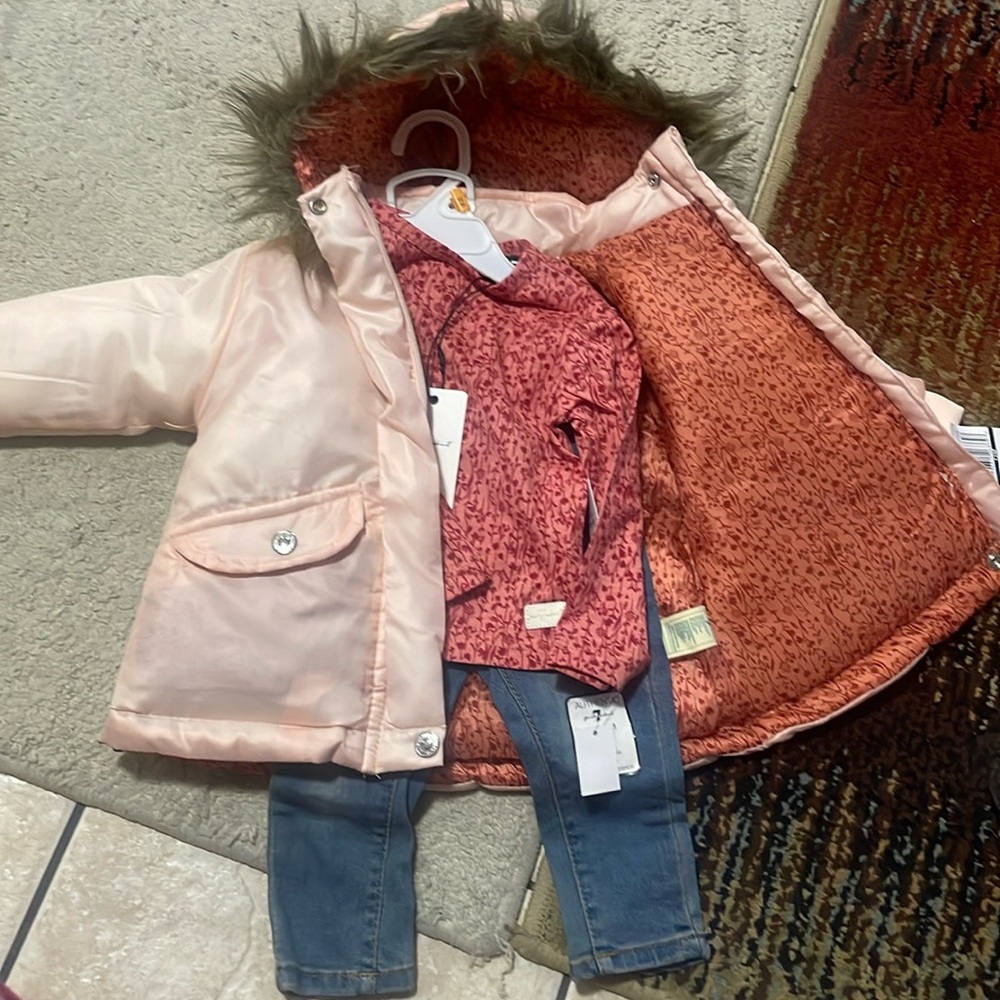 Brand new never worn 7 for all man kind 12M outfit set with matching jacket